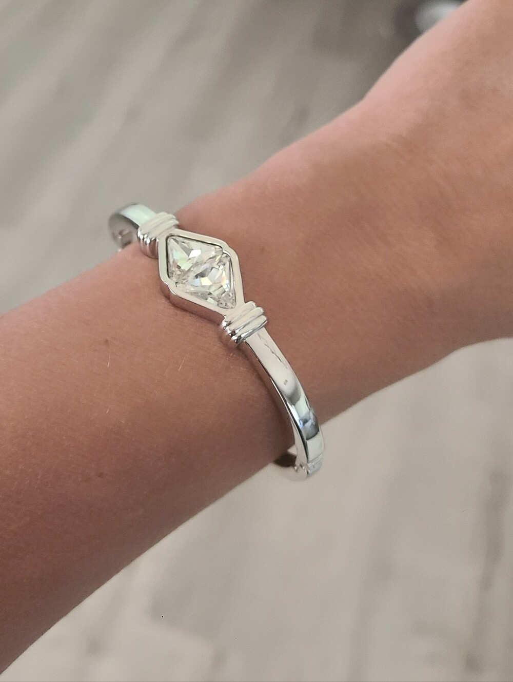 SAL BY Swarovski Silver-Tone Bangle Bracelet-Excellent Vintage Condition